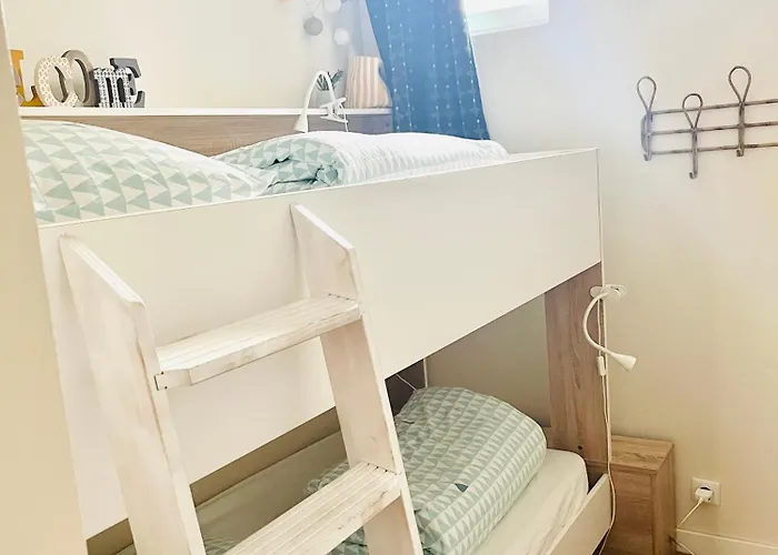 Joli Appartement Proche Centre Avec Garage Gratuit